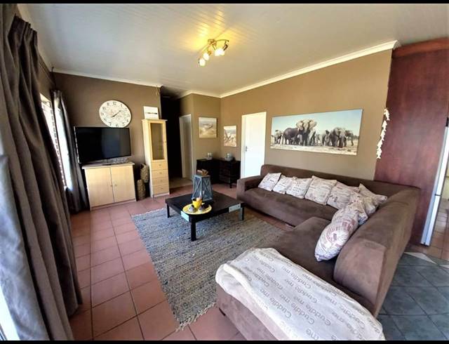 16,134M² FARM FOR SALE IN HARTBEESFONTEIN AH